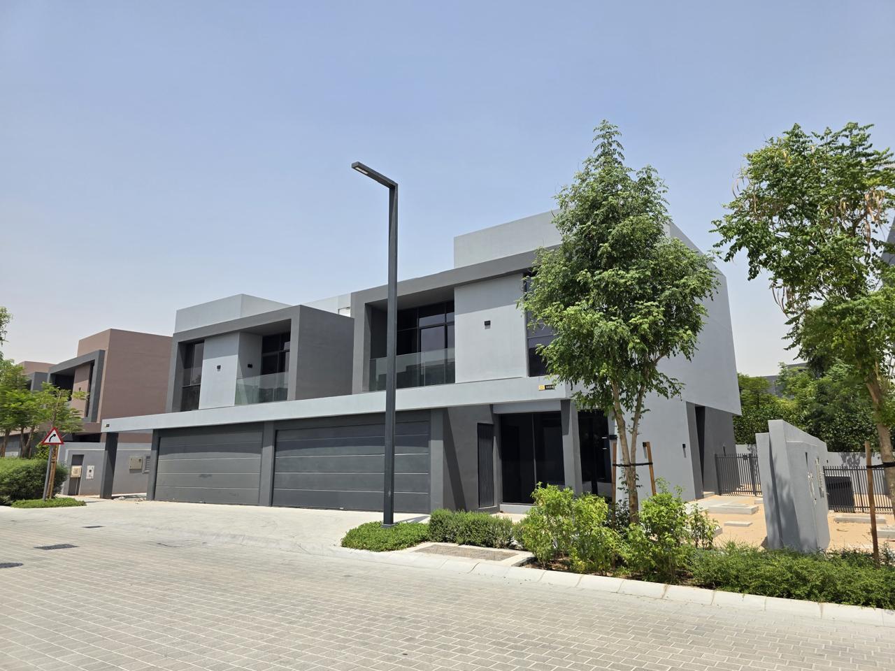 Robinia Semi-Detached Villa